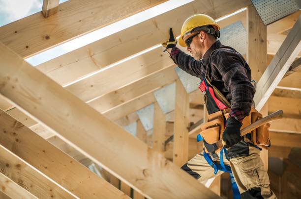 Best Roof Gutter Cleaning  in Winlock, WA